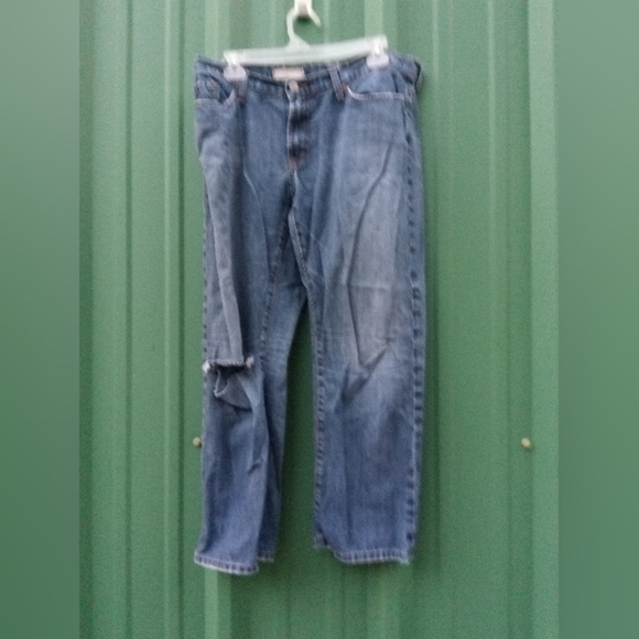 Men's Red Engine Blue Jeans Size 32 Decorative Pockets Torn Grunge Destroyed - Picture 1 of 3